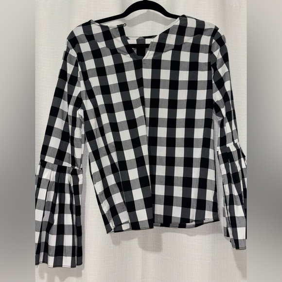 NWT Sunday In Brooklyn Top
Size medium - Picture 2 of 8